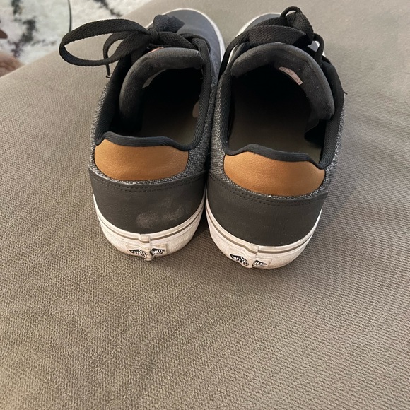 Vans used but in good condition asking $40 obo. Thanks for looking - Picture 3 of 7